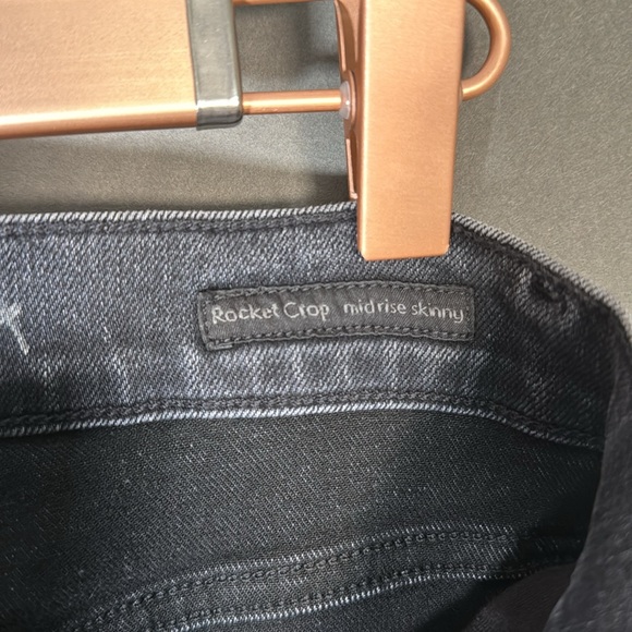 Citizens of humanity, rocket crop mid rise, skinny jeans, size 24”, black faded - Picture 7 of 10